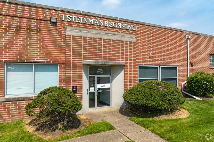 More Photos Of 950 Township Line Rd, Marcus Hook Industrial For Sale