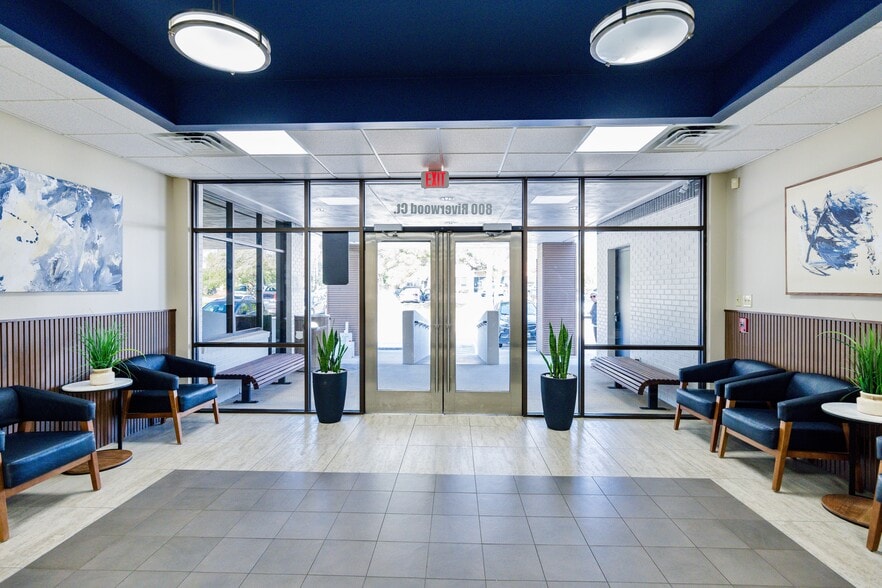 More Photos Of 800 Riverwood Ct, Conroe Medical For Lease