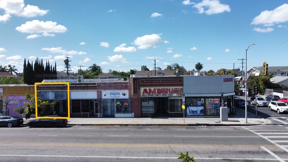 More Photos Of 3520 W Washington Blvd, Los Angeles Storefront For Lease