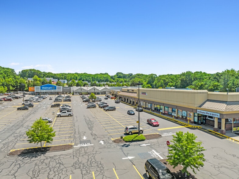 More Photos Of 235 Queen St, Southington Unknown For Lease