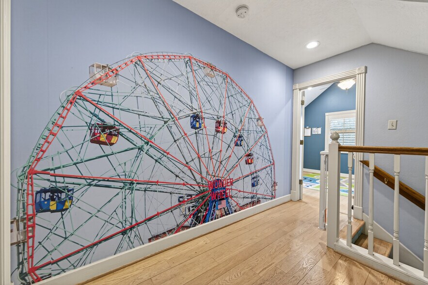 More Photos Of 8911 West Ln, Magnolia Office For Sale