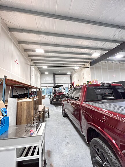 More Photos Of 27905 Commercial Park Rd, Tomball Warehouse For Lease