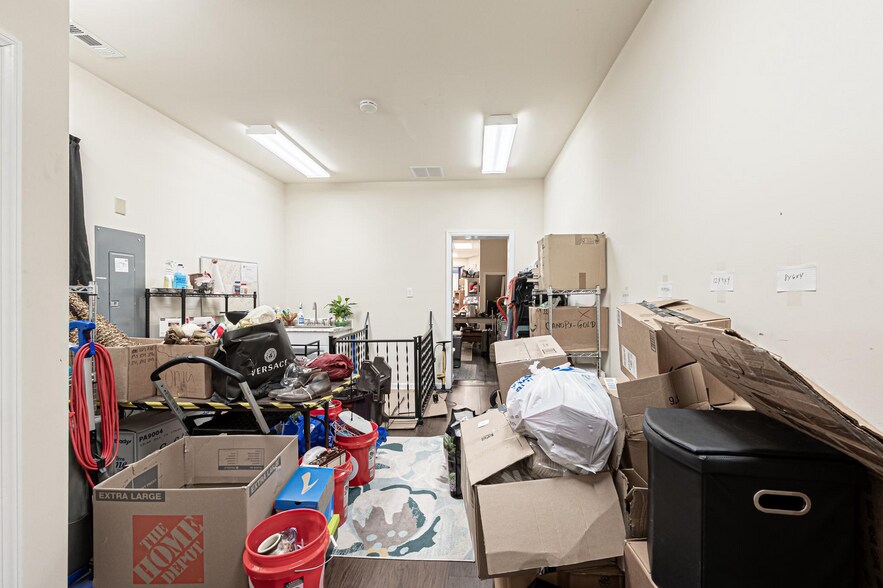 More Photos Of 434 W Landis Ave, Vineland Storefront Retail Residential For Sale