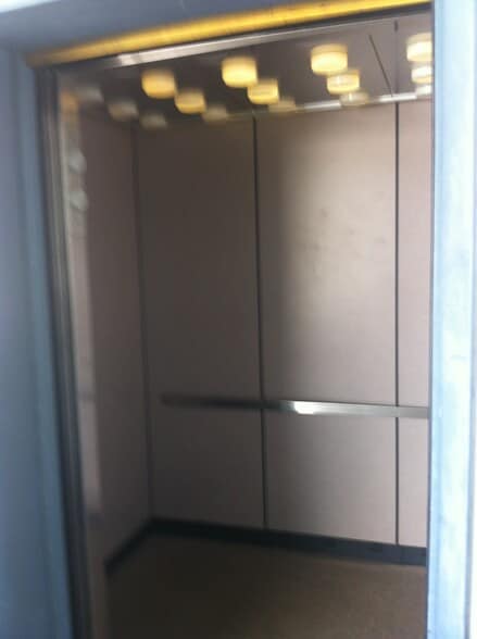 More Photos Of 180 Kinoole St, Hilo Medical For Lease