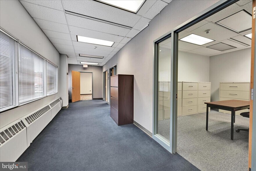 More Photos Of 19 N 6th St, Reading Office For Lease