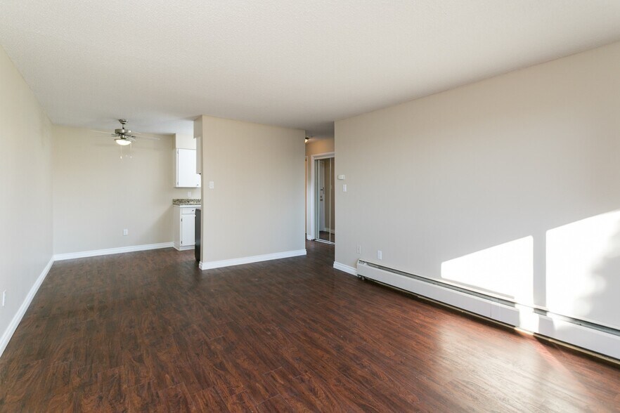 More Photos Of 610 Blackford St, New Westminster Apartments For Sale