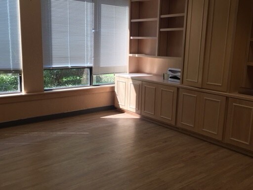 More Photos Of 8100 Ravines Edge Ct, Columbus Medical For Sale