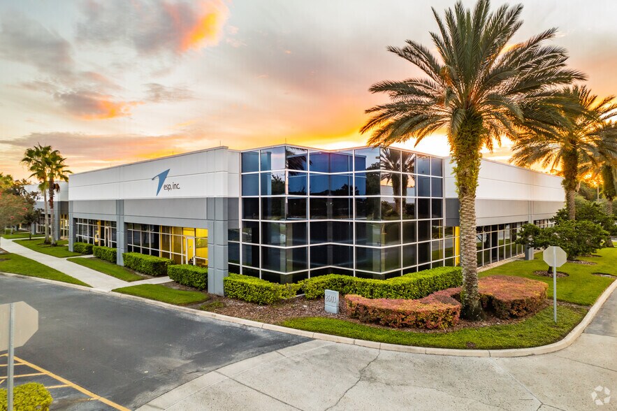 More Photos Of 2501 Discovery Dr, Orlando Unknown For Lease