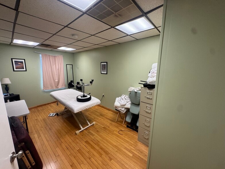 More Photos Of 6702 Bergenline Ave, West New York Storefront Retail Office For Sale