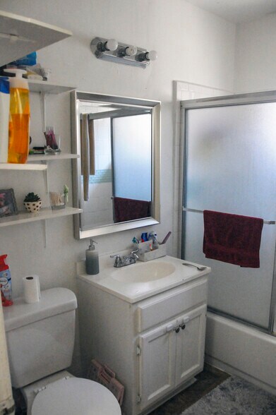 More Photos Of 685 S Coronado St, Los Angeles Apartments For Sale