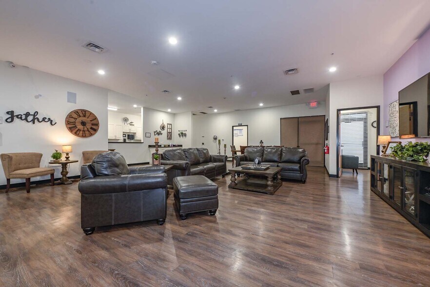 More Photos Of 1620 N 48th St, Phoenix Rehabilitation Center For Lease