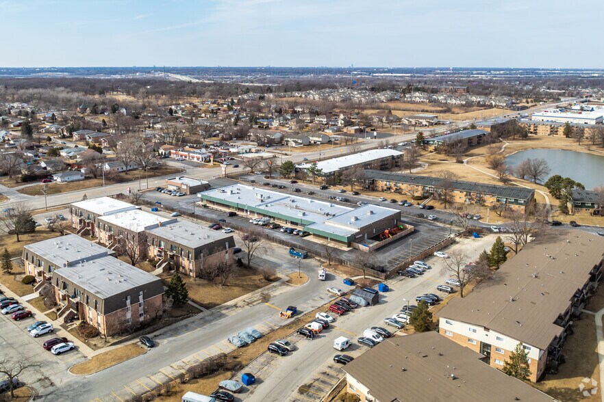 More Photos Of 8501-8523 S 88th Ave, Justice Freestanding For Sale