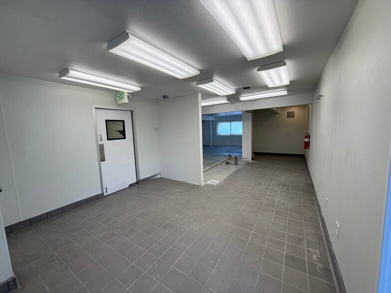 More Photos Of 107 W Pacheco Blvd, Los Banos Restaurant For Sale