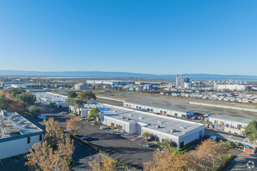 More Photos Of 25005 Viking St, Hayward Unknown For Lease