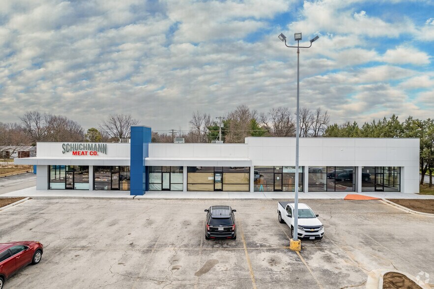 More Photos Of 1845 E Turner Blvd, Springfield Unknown For Lease