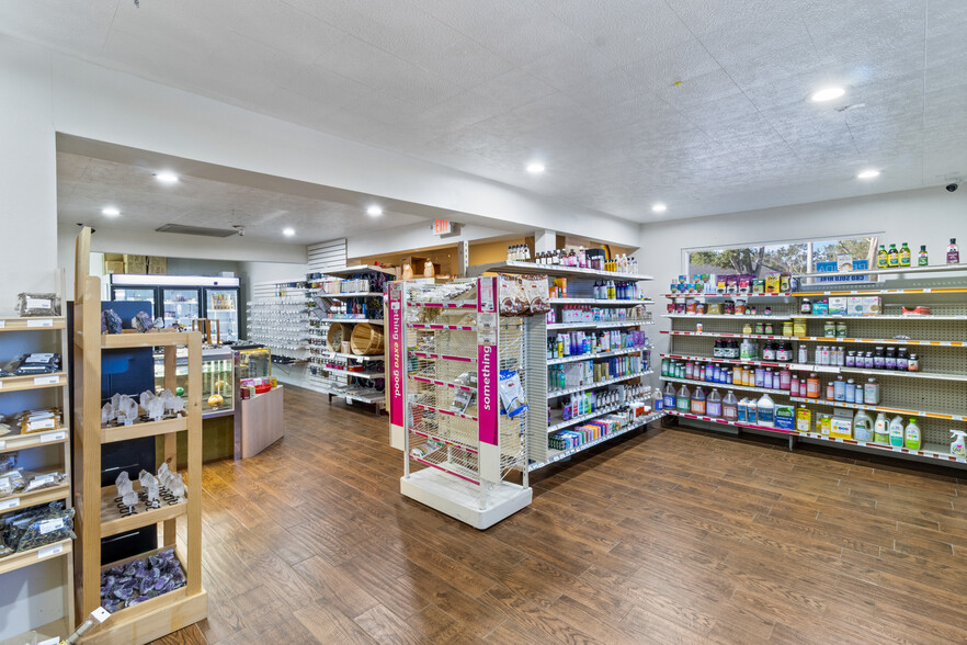 More Photos Of , Winter Haven Office For Sale