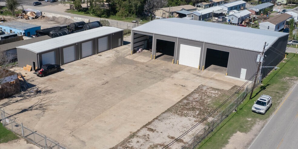 Primary Photo Of 1222 Frankie St, Houston Warehouse For Lease