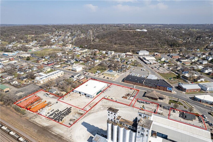 More Photos Of 5326 Lake Ave, Saint Joseph General Retail For Sale