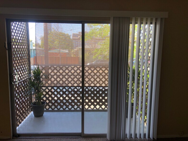 More Photos Of 2180 Ashby Ave, Berkeley Apartments For Sale