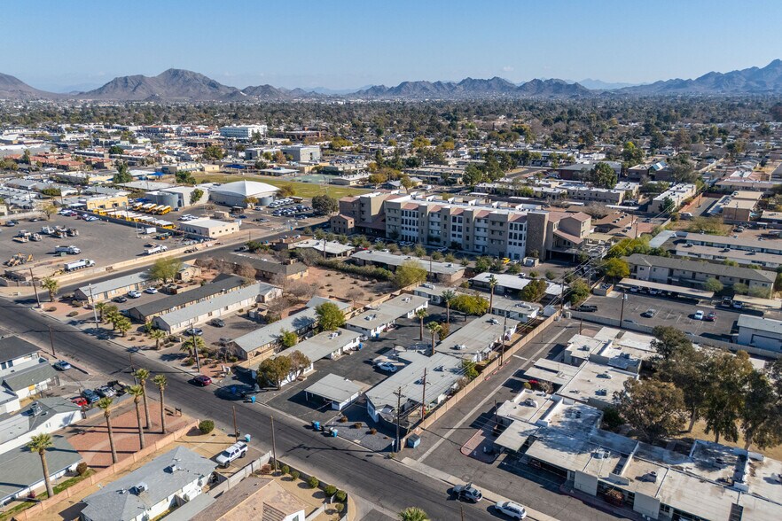More Photos Of 7537 N 21st Ave, Phoenix Apartments For Sale