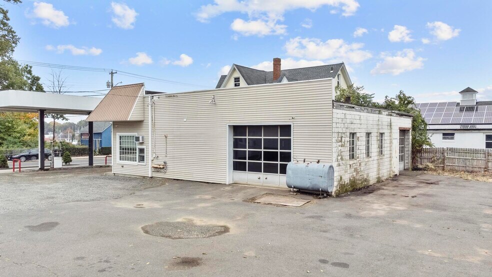 More Photos Of 112 New Haven Ave, Milford Restaurant For Lease
