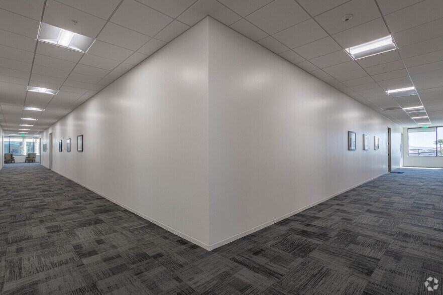 More Photos Of 12530 Hesperia Rd, Victorville Unknown For Lease