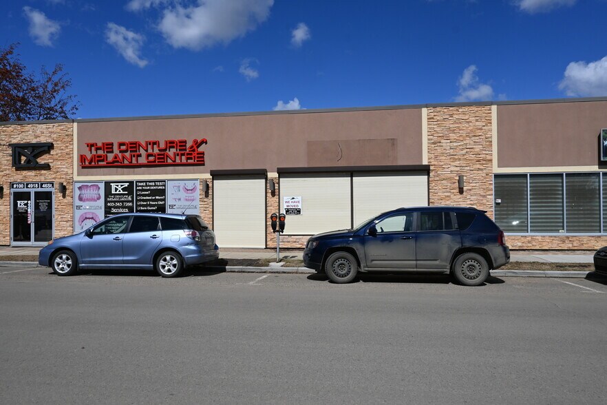 More Photos Of 4918 46 St, Red Deer Storefront Retail Office For Lease