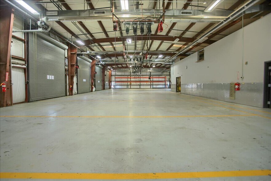 More Photos Of 2955 Felton Rd, Norristown Truck Terminal For Sale