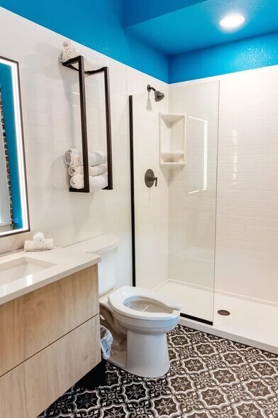More Photos Of 111 N Lincoln Ave, Hastings Hotel For Sale