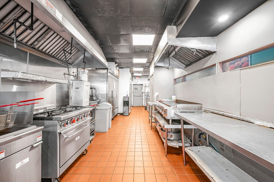 More Photos Of 72-76 Market St, Clifton Restaurant For Sale