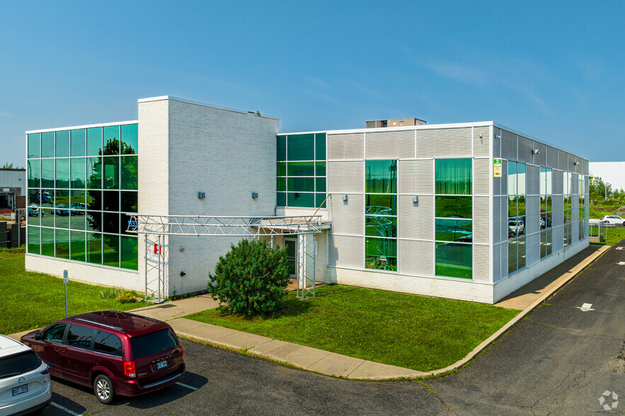 Primary Photo Of 1555 Boul Lionel-Boulet, Varennes Office For Lease