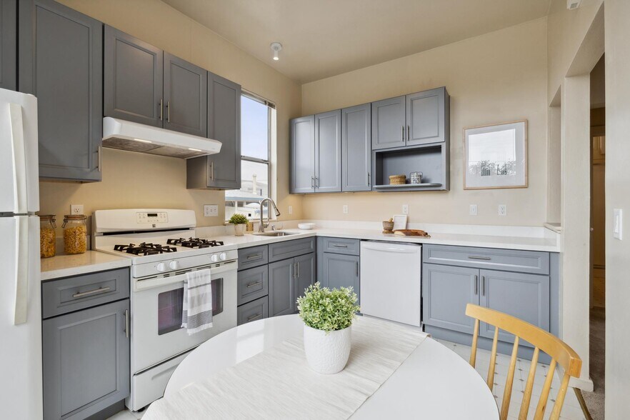More Photos Of 1820 3rd St, Alameda Apartments For Sale