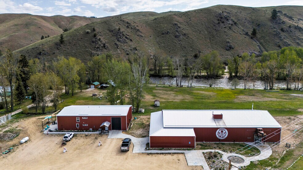 Primary Photo Of 125 & 139 Hannon Ln, Darby Restaurant For Sale