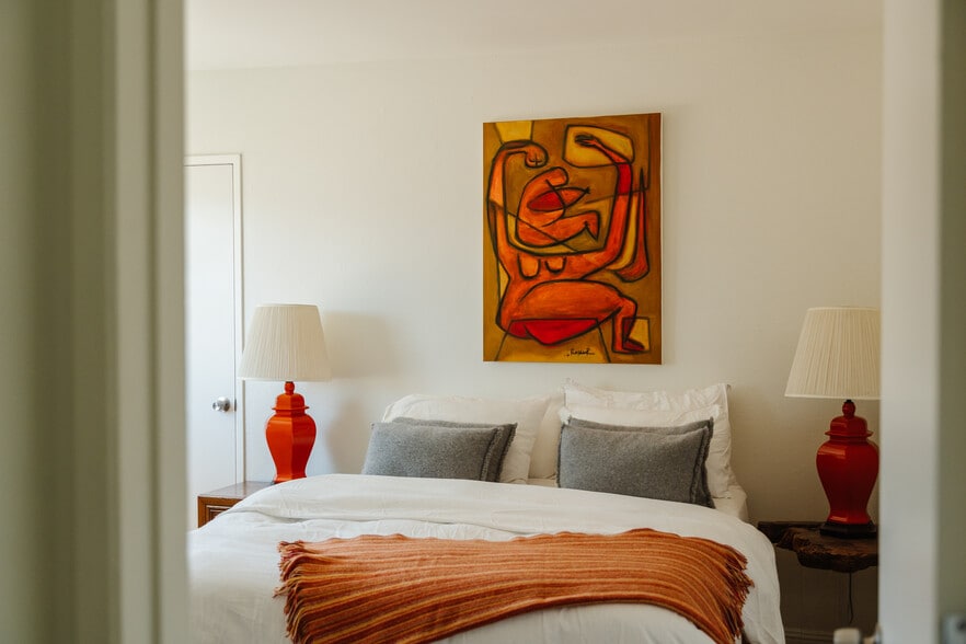 More Photos Of 40 18th Ave, Venice Apartments For Sale
