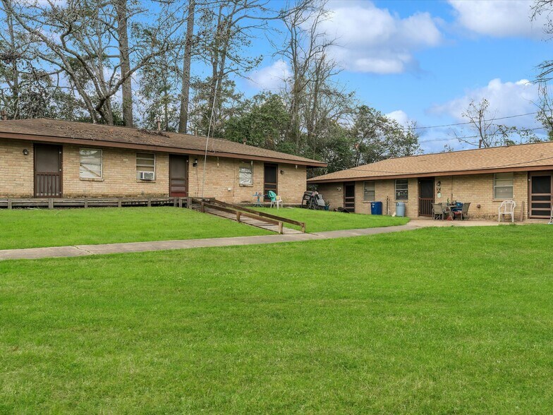 More Photos Of 3102 Montgomery Rd, Huntsville Apartments For Sale