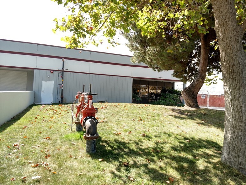 More Photos Of 2446 Pratt Ave, Hayward Warehouse For Sale