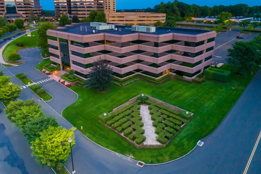 More Photos Of 4 Corporate Dr, Shelton Office For Lease