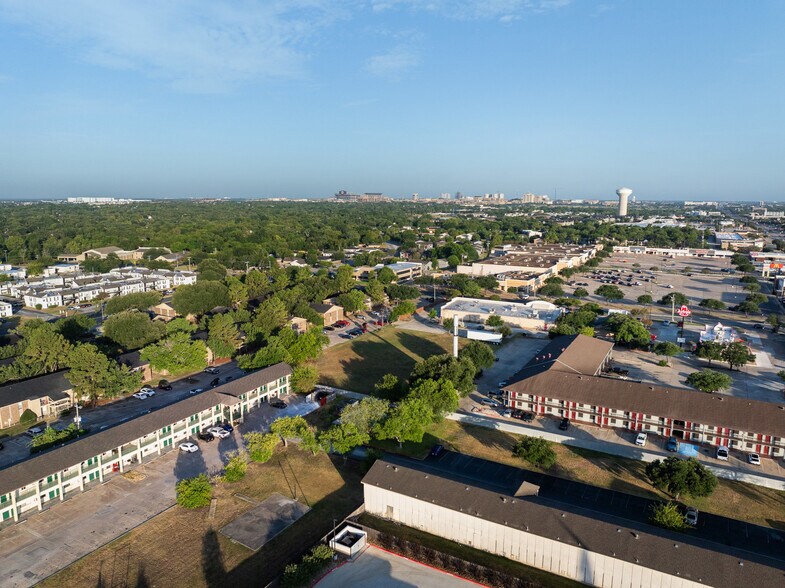 More Photos Of 2504 Texas Ave S, College Station Land For Sale