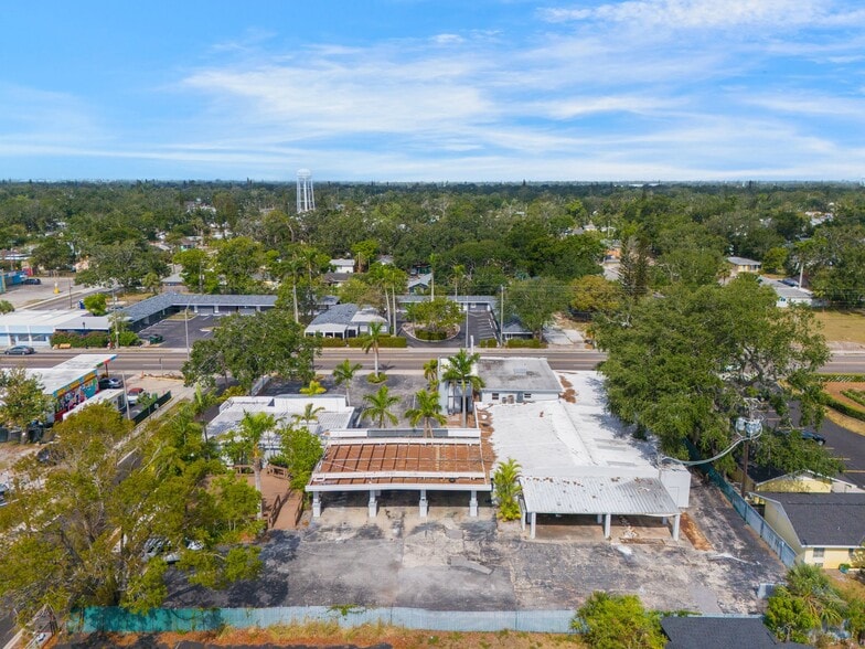 More Photos Of 1505 Tamiami Trl W, Bradenton Freestanding For Sale