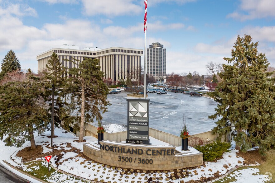 More Photos Of 3500 American Blvd W, Bloomington Office For Lease