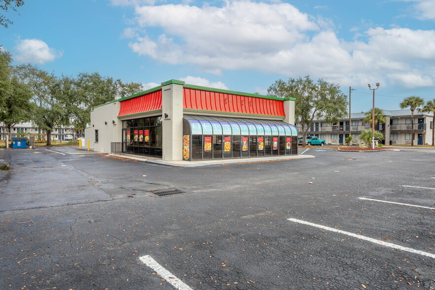 More Photos Of 6620 E Dr Martin Luther King Jr Blvd, Tampa Fast Food For Lease