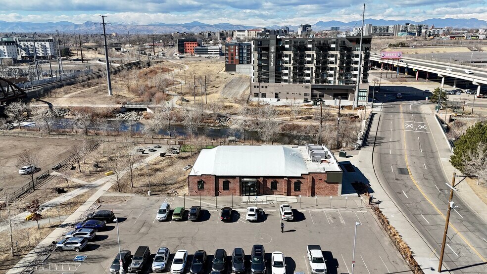 More Photos Of 2060 W Colfax Ave, Denver Freestanding For Lease