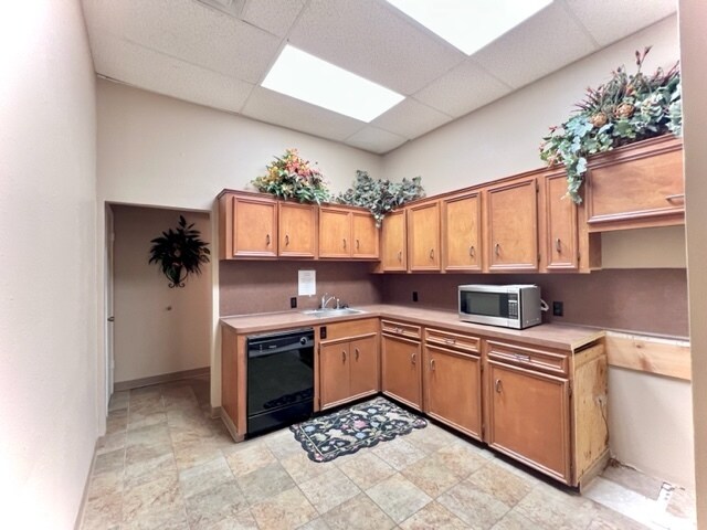 More Photos Of 3512 Avenue I, Rosenberg Office For Lease