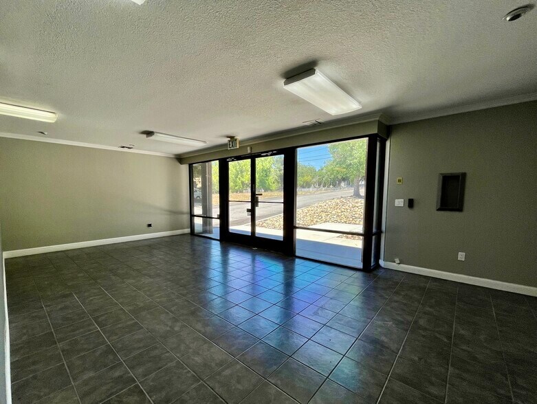 More Photos Of 3100 El Camino Real, Atascadero Industrial For Lease