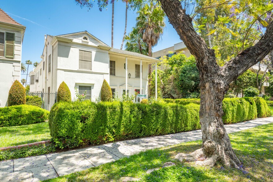 444 446 N. Oakhurst, Beverly Hills, CA 90210 Land For Sale