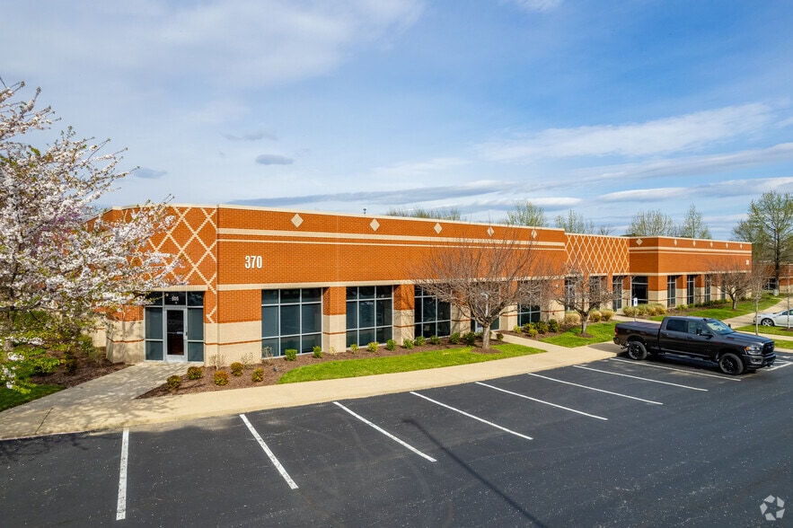 More Photos Of 370 Mallory Station Rd, Franklin Loft Creative Space For Lease