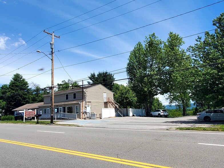 More Photos Of 2314 Rt-32, Cornwall Storefront Retail Residential For Sale