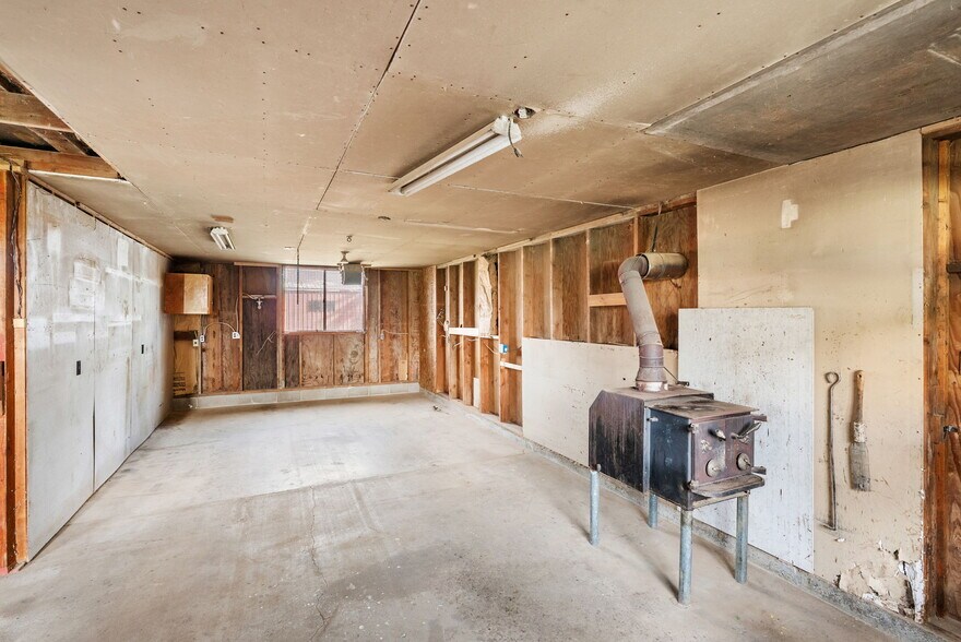 More Photos Of 1480 Rush Rd, Chehalis Office For Sale