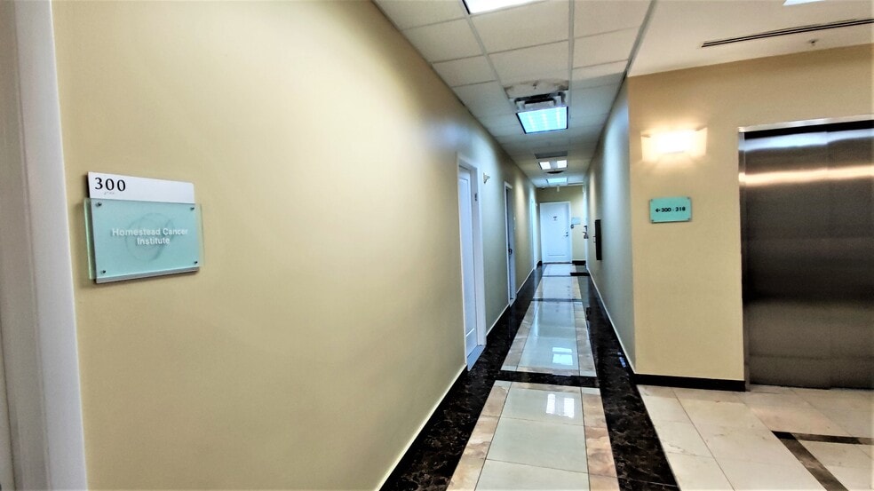 More Photos Of 925 NE 30th Ter, Homestead Medical For Lease