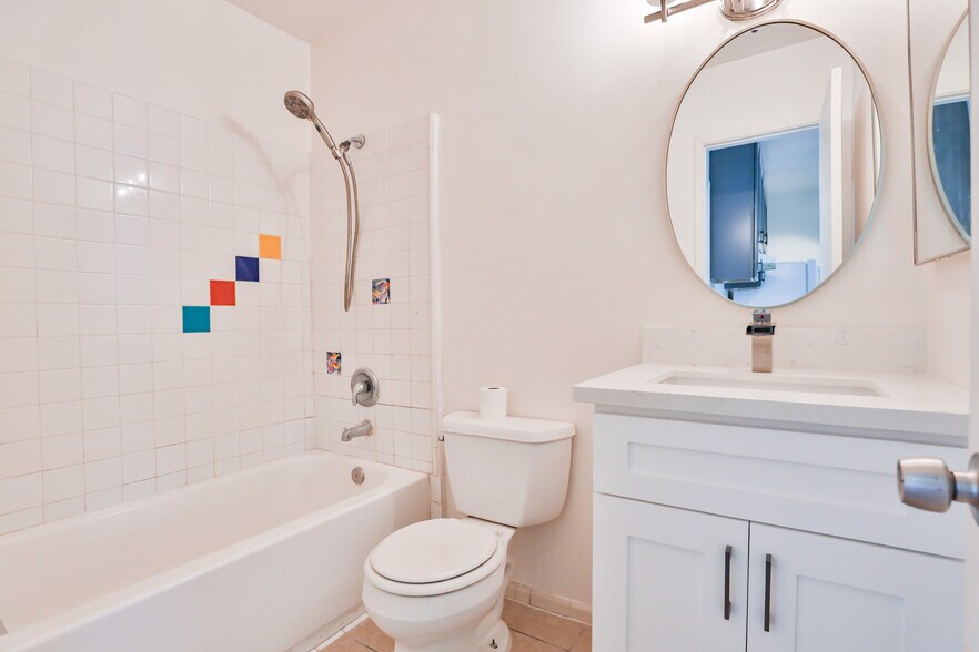 More Photos Of 4037 Winona Ave, San Diego Apartments For Sale